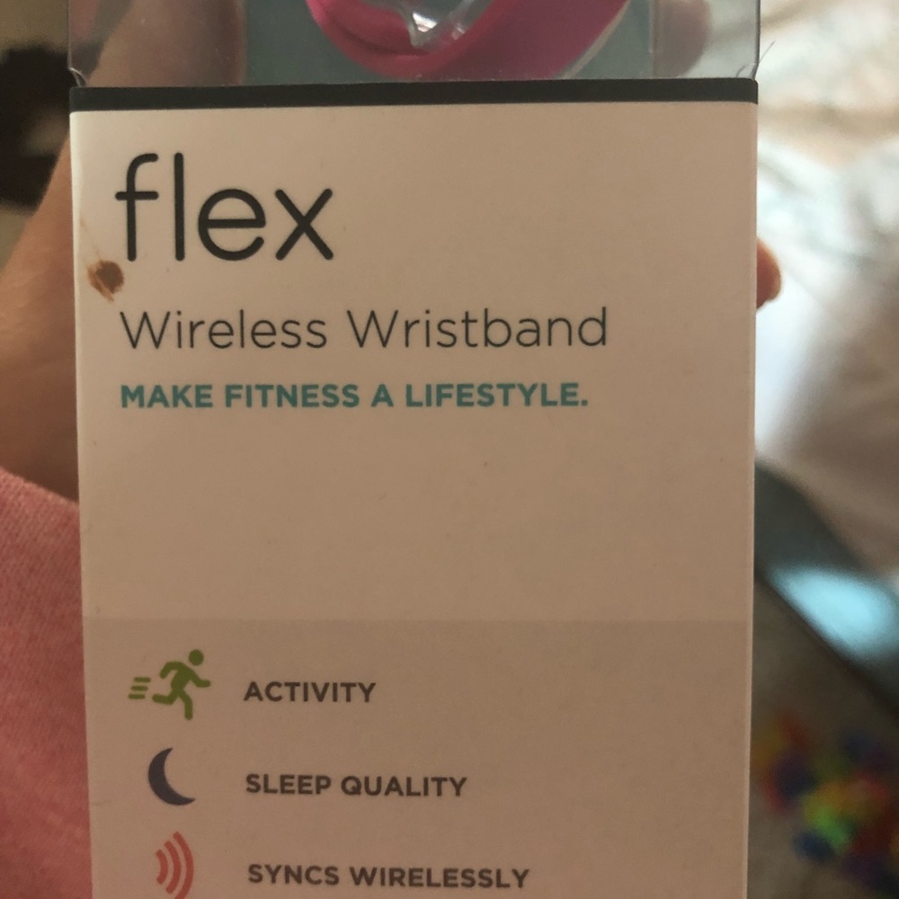 Fitbit - Picture 2 of 3